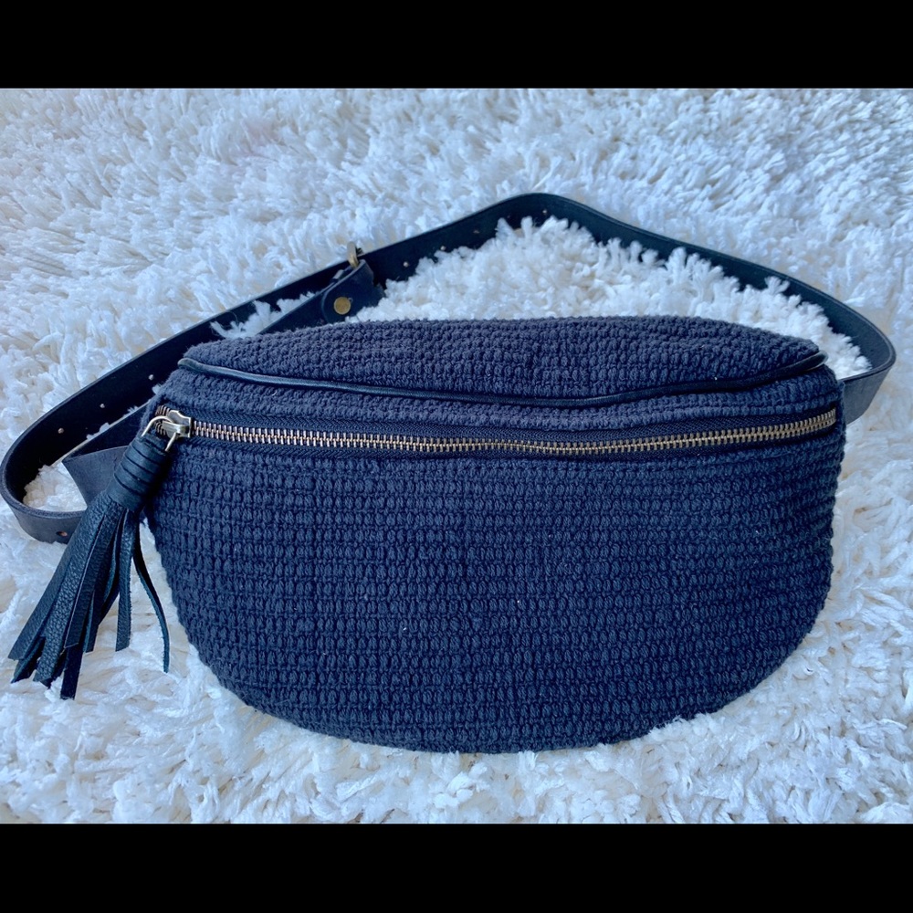 Ecote Textured Belt Bag / Funny Pack